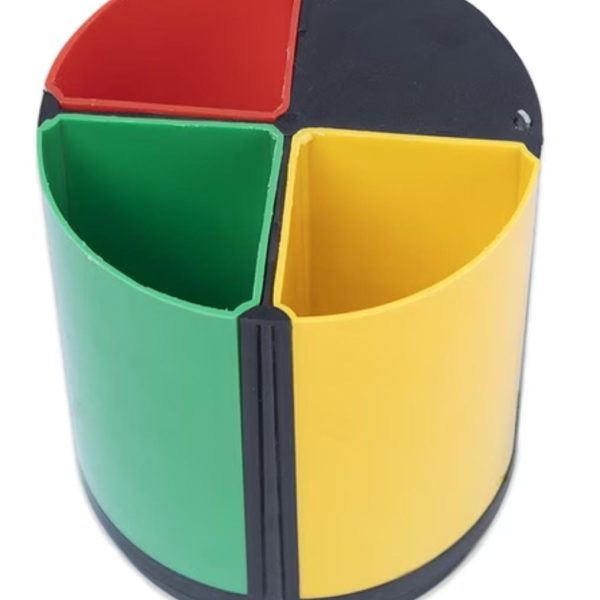 Alternative view of Table Top Plastic Pen Stand