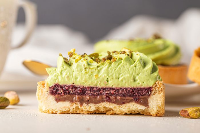 Pistachio cream dessert