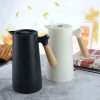 1 litre Vacuum Insulated Flasks with Wooden Handle