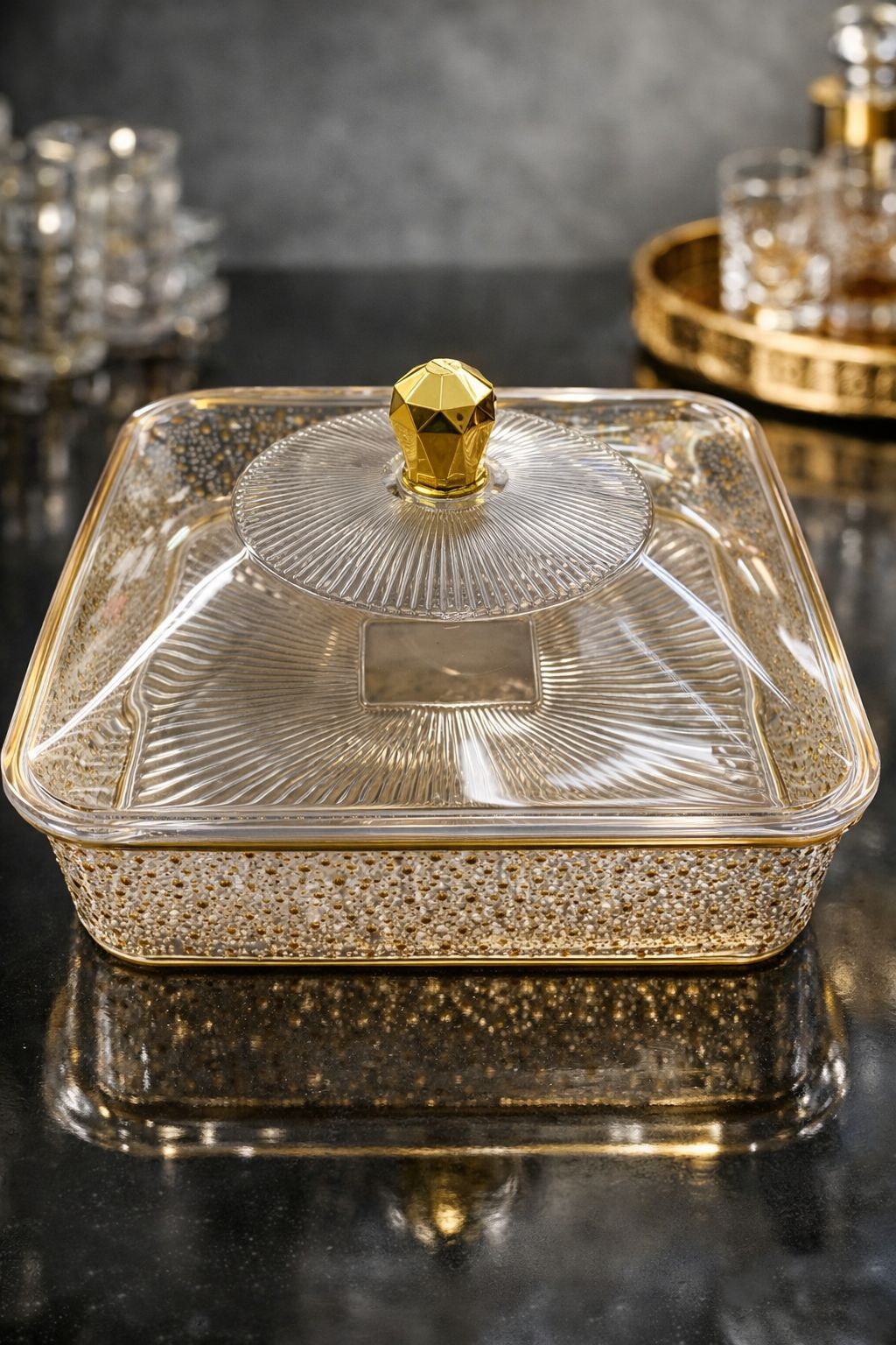 Luxurious Plastic Serving Box with Lid - Image 2