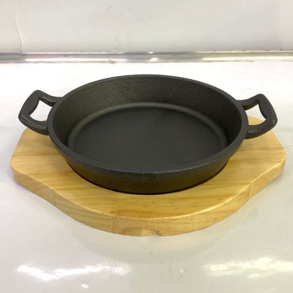 Alternative view of Sizzler Pans